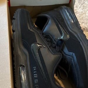 NIKE AIR MAX LIMITED 3 TRIPLE BLACK US SIZE 8 MEN